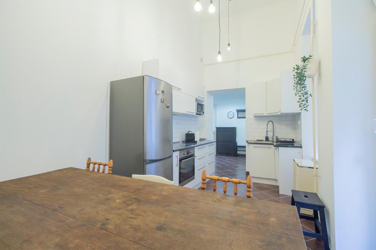 בודפשט Industrial Double Loft Apartment מראה חיצוני תמונה