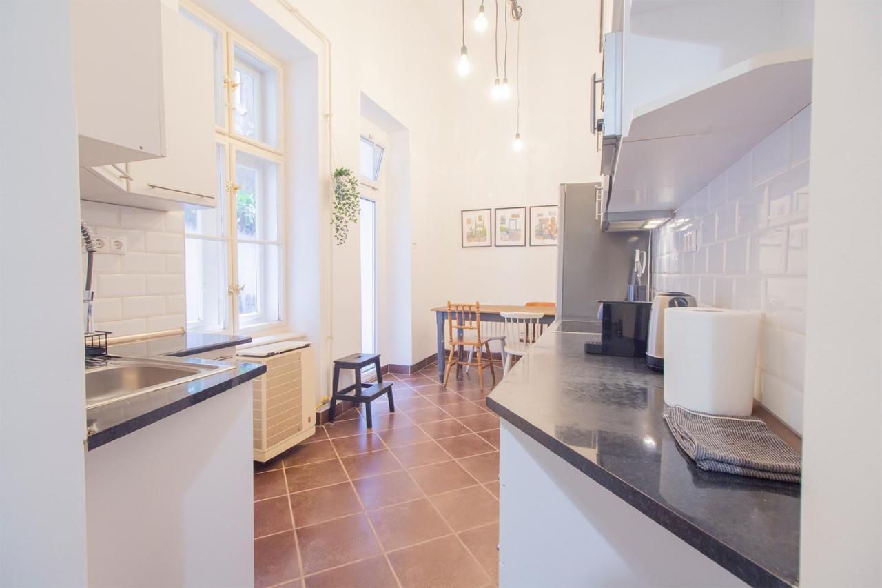 בודפשט Industrial Double Loft Apartment מראה חיצוני תמונה