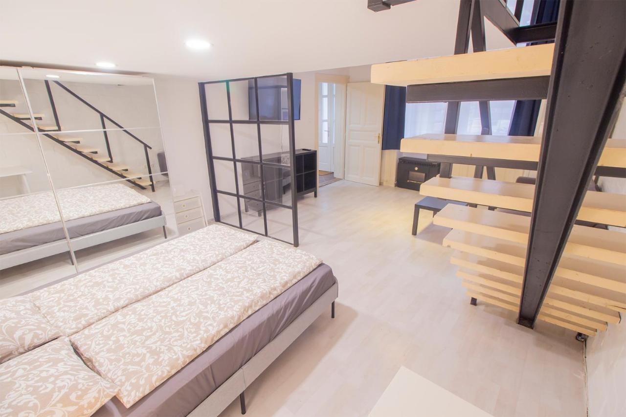 בודפשט Industrial Double Loft Apartment מראה חיצוני תמונה